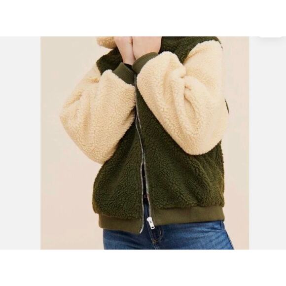 NWOT Daisy Street Curve Khaki & Crème Fleece Bomber Jacket – Size 10 - Picture 3 of 7